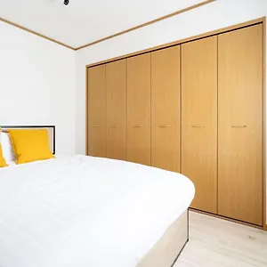 Apartment House Honkan, Osaka