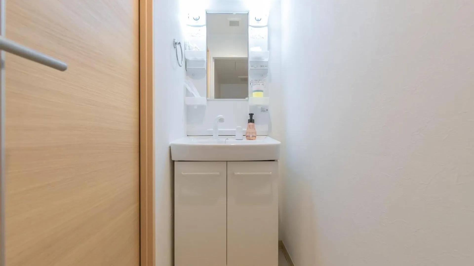 Ocean Nipponbashi Higashi Apartment Osaka
